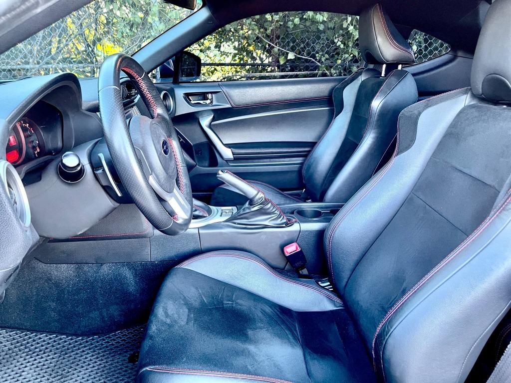 16年subaru Brz自排 汽車 汽車出售在旋轉拍賣