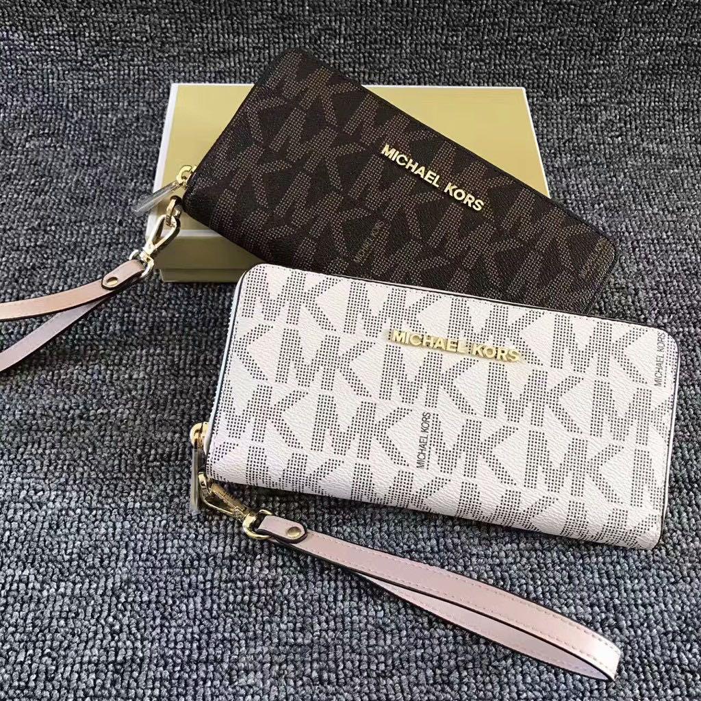 MK tech continental wallet