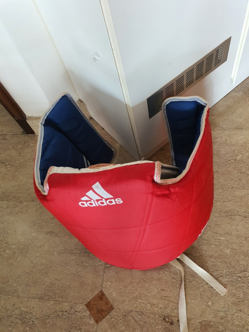 Adidas Taekwondo Chest Guard (XL), Sports Equipment, Other Sports