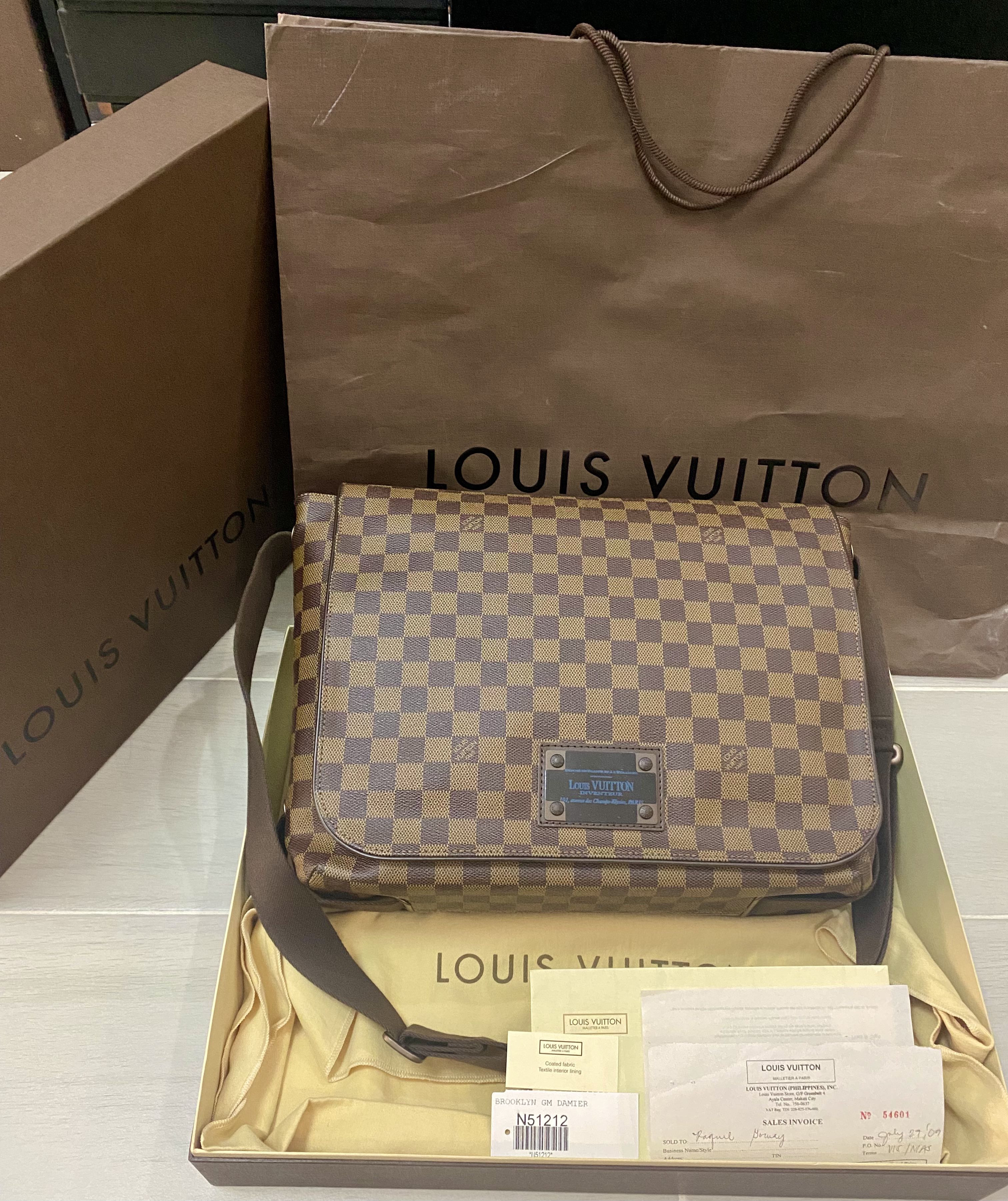 Louis Vuitton - Authenticated Brooklyn Bag - Synthetic Brown for Men, Very Good Condition