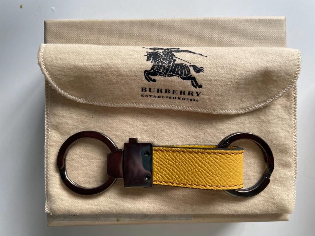 Burberry Leather Key Chain (New), Luxury, Accessories on Carousell