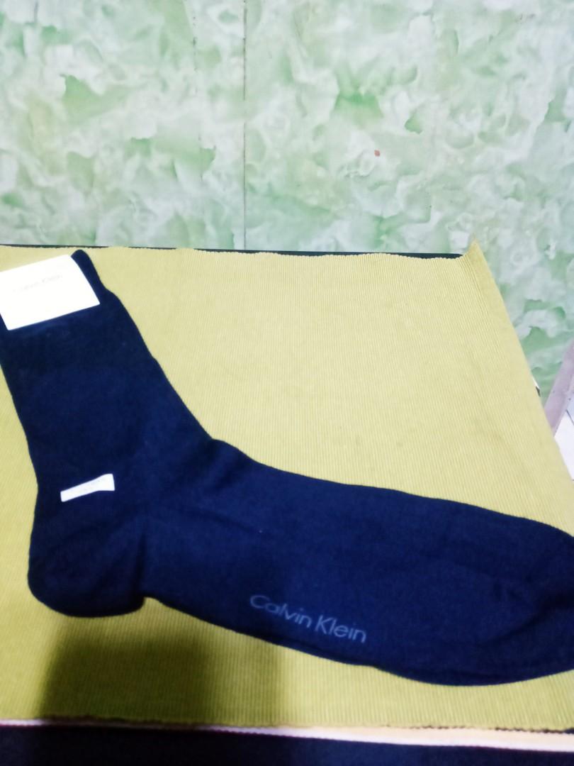 calvin klein sock (Category: Activewear) located in Paranaque City. Submitted by maikeelicious (Listing ID 1119086643, Image 2). Description: .