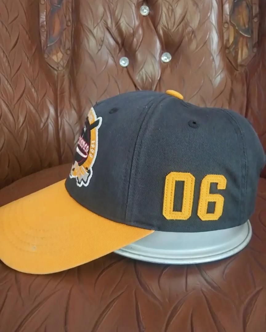 Fesyen Pria, Aksesoris, Topi di Carousell