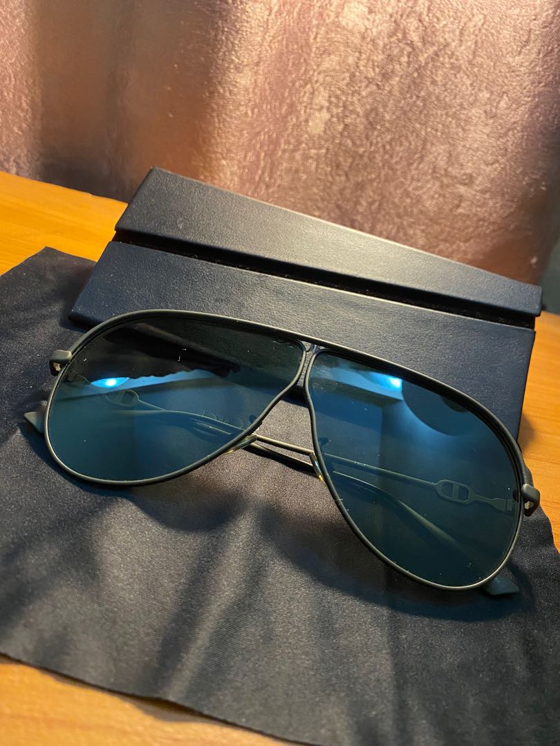 Chia sẻ 65 về dior rectangle sunglasses hay nhất  cdgdbentreeduvn
