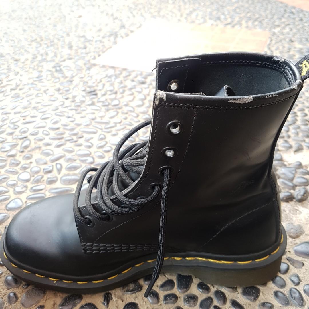 dr martens 1460 pascal 37