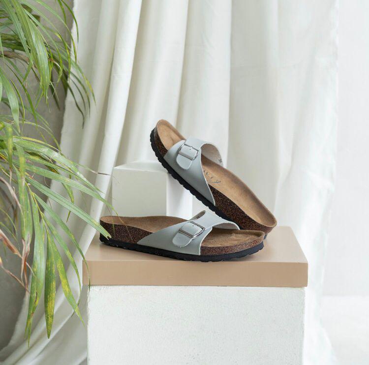 Merk sandal mirip birkenstock 2025