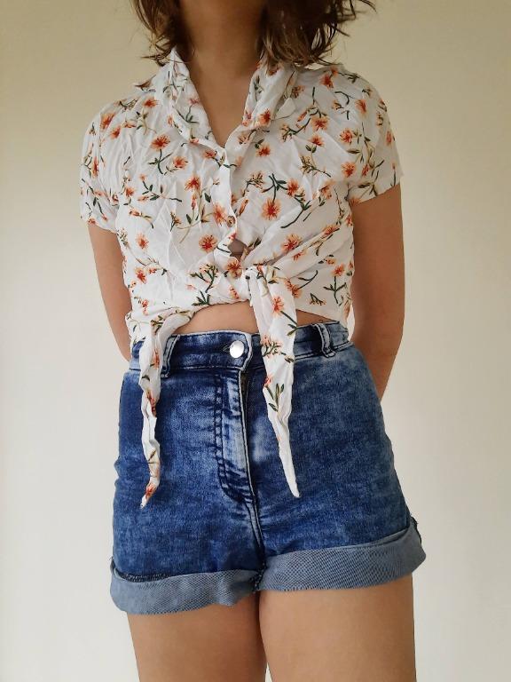 Floral polo crop best sale top