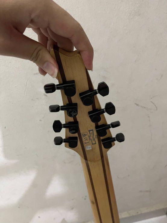 gitar listrik 8 string