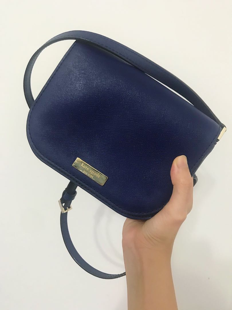Kate spade new york laurel way large carsen saffiano leather crossbody bag top