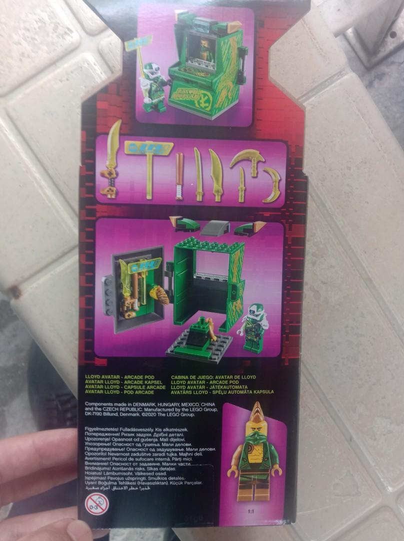 Lego lloyd store arcade pod