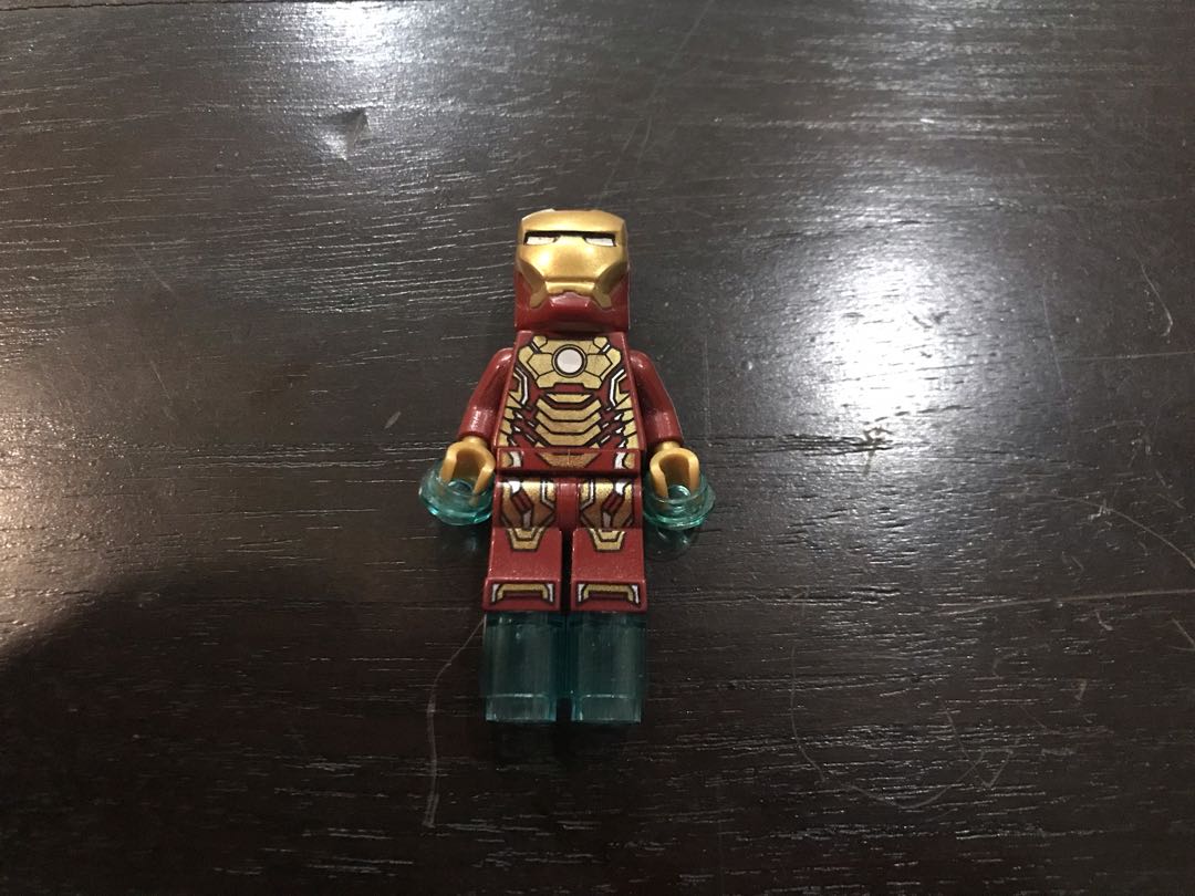 LEGO Marvel Superheroes Iron Man Mark 42 w. Repulsor Effect Pieces ...