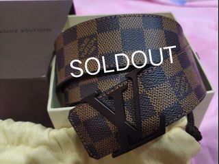 (Category: ) located in . Submitted by wardrobe06 (Listing ID 1119117928, Image 1). Description: .
