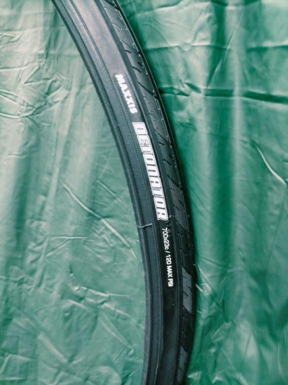 Maxxis detonator 700x23c clearance