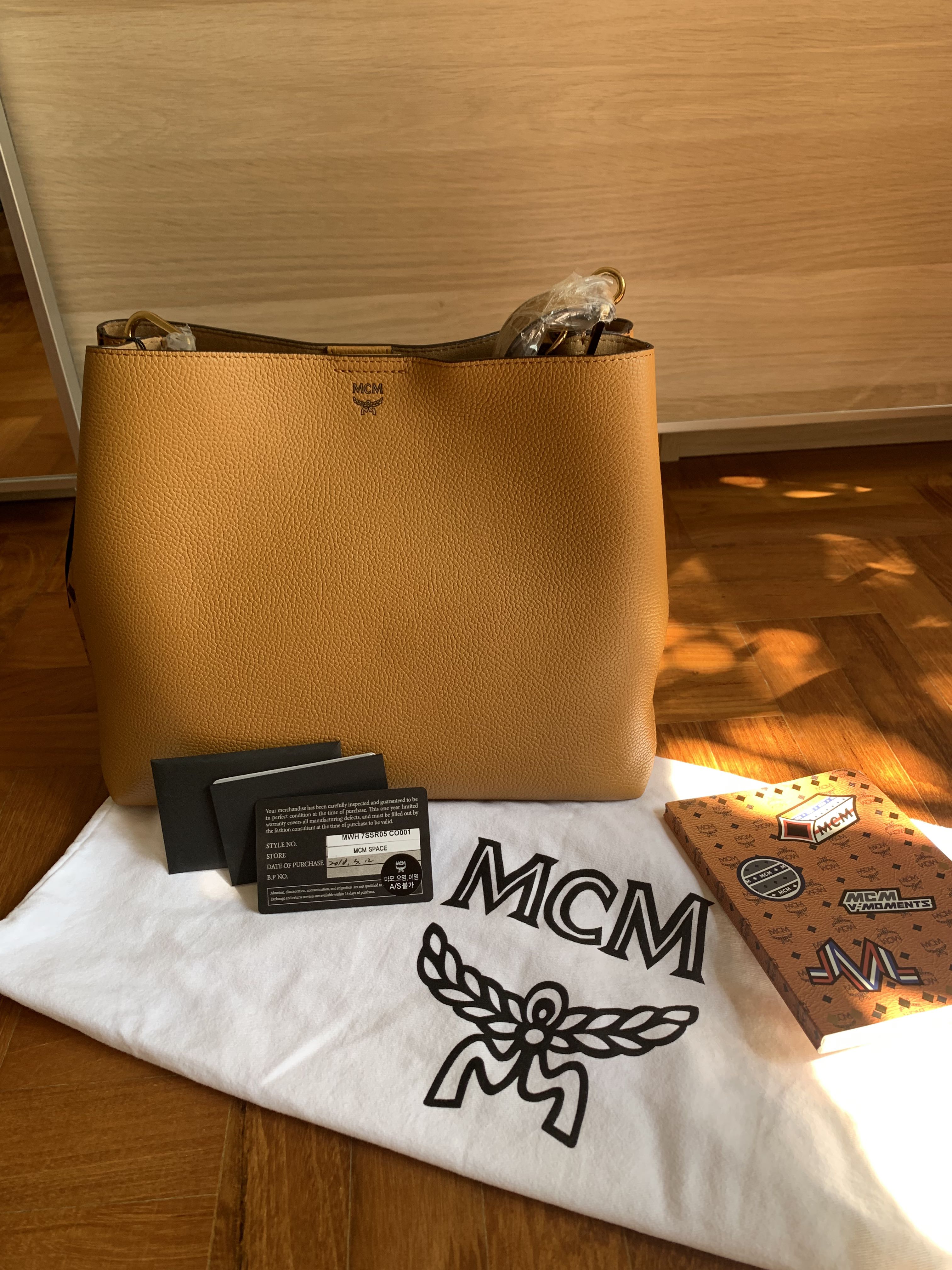 Mcm sarah hobo sales