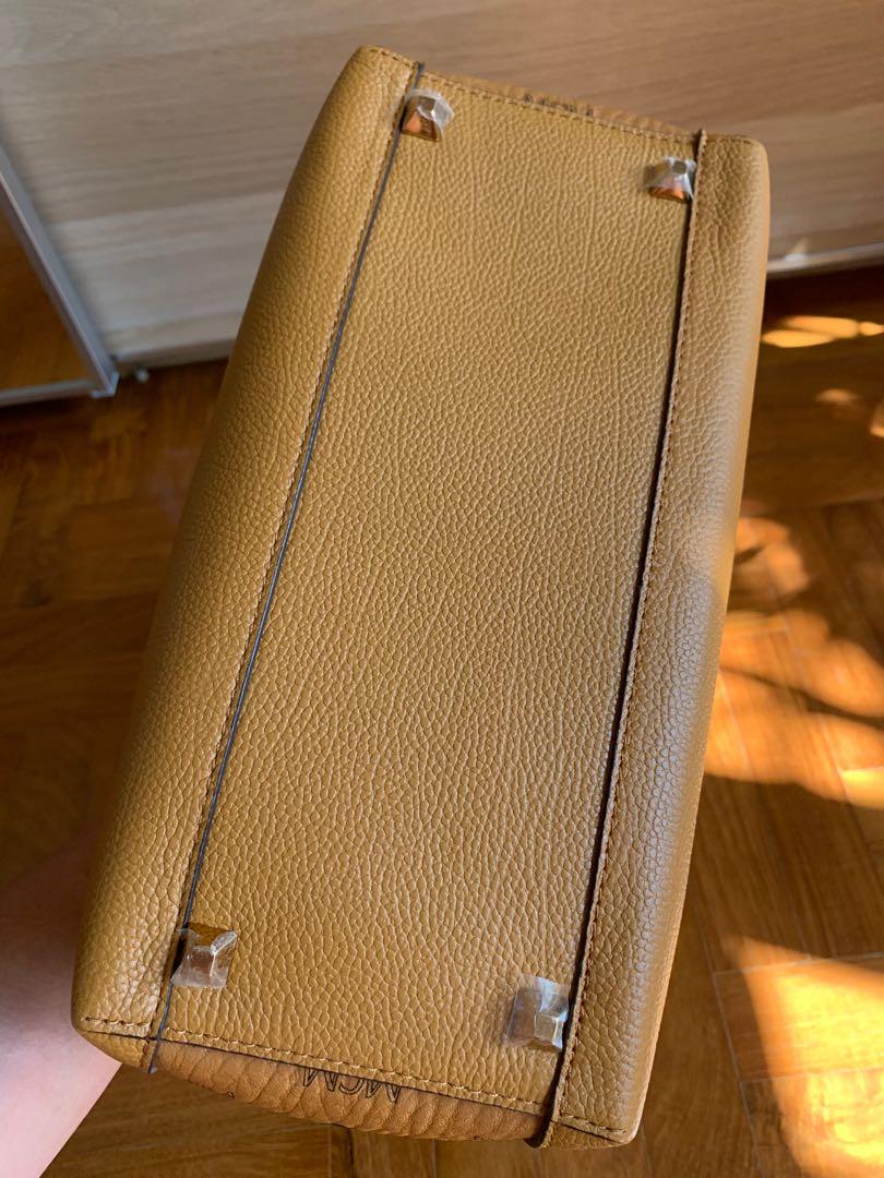 Mcm sarah hobo on sale