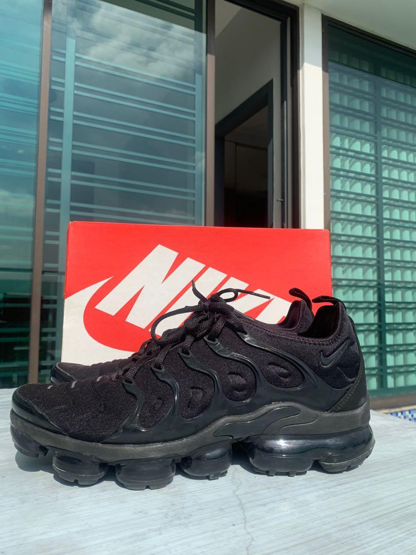 All black vapormax 95 best sale