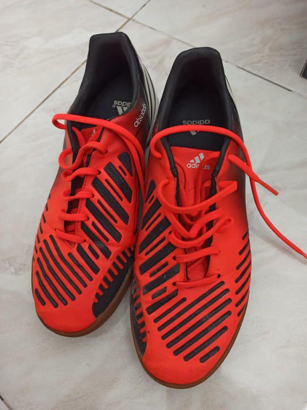 Sepatu futsal adidas absolado hot sale