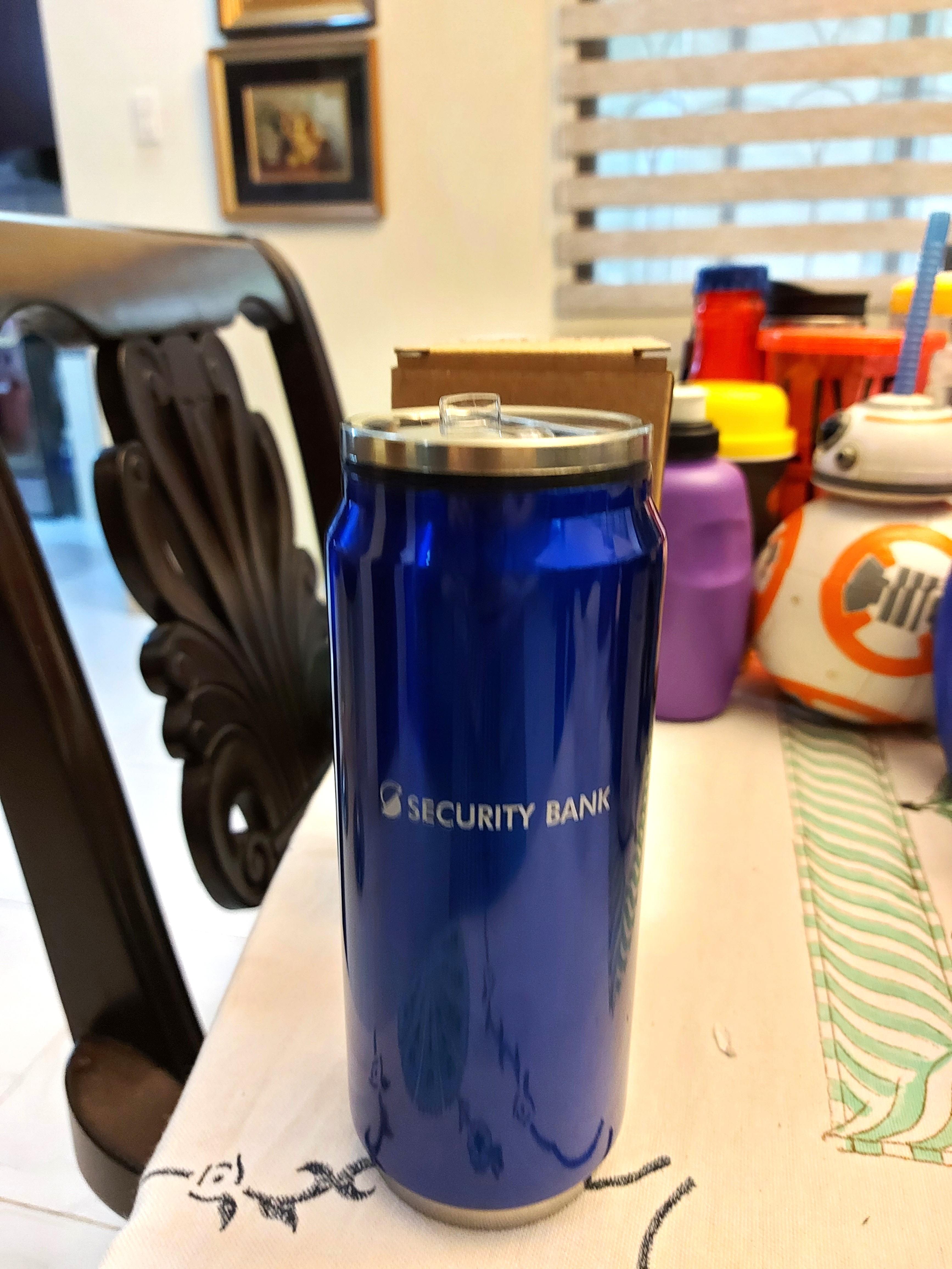 Blue Stainless Steel vaccum flask (Category: Water Bottles & Tumblers) located in Quezon City. Submitted by jacqueline_velasco14 (Listing ID 1119074898, Image 1). Description: payment via BPI or Gcash.
