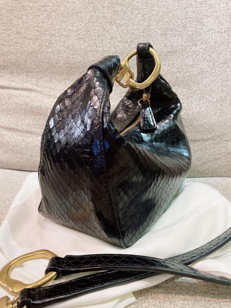 Staud holt bag black Carousell