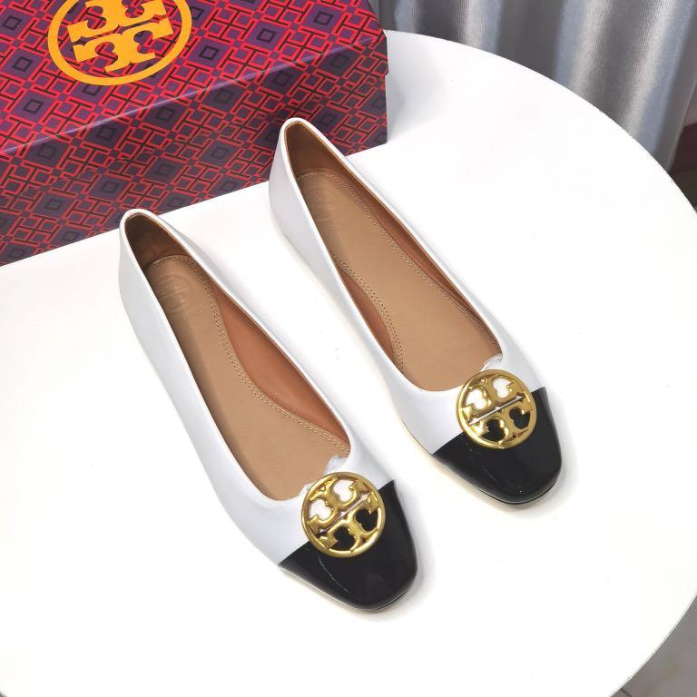 Tory Burch Chelsea Cap Toe Ballet Flats, Women's Fashion, Footwear, Flats  on Carousell