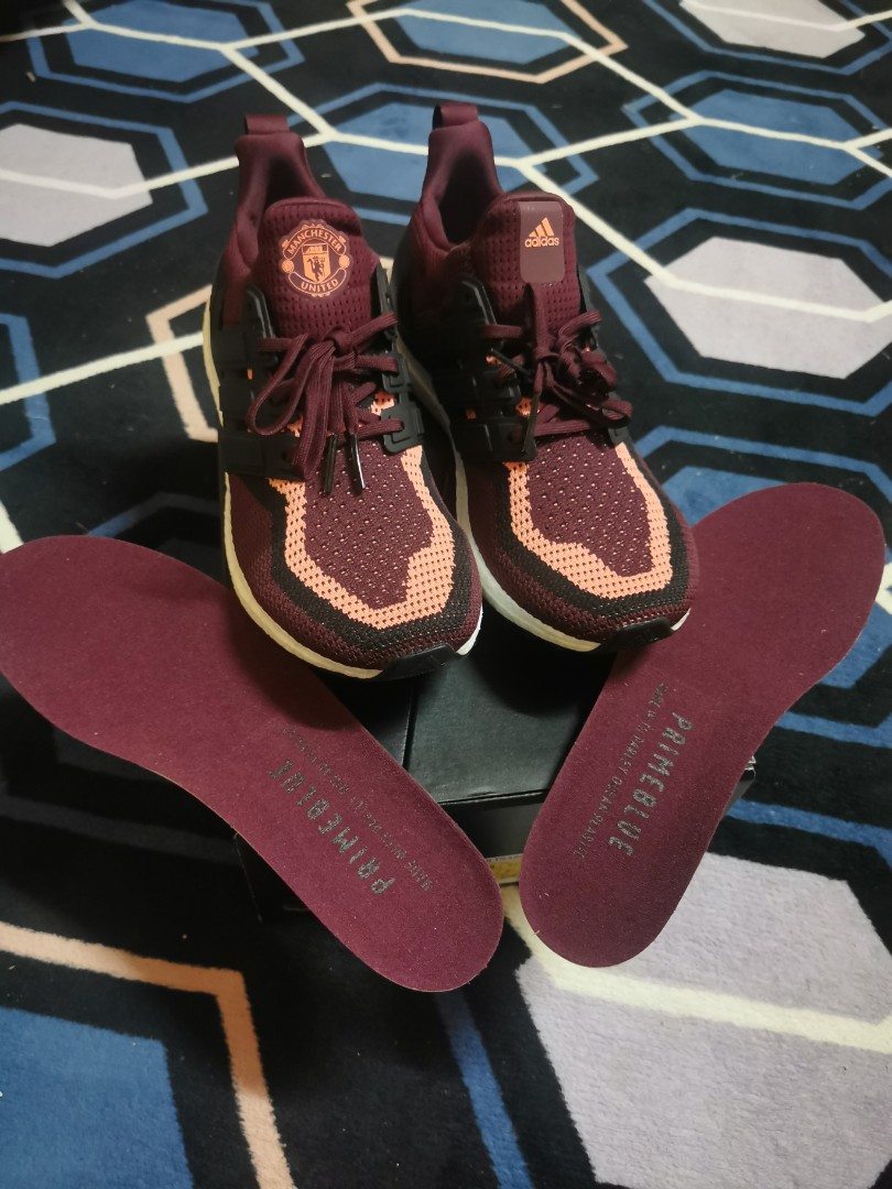 ultraboost dna manchester united