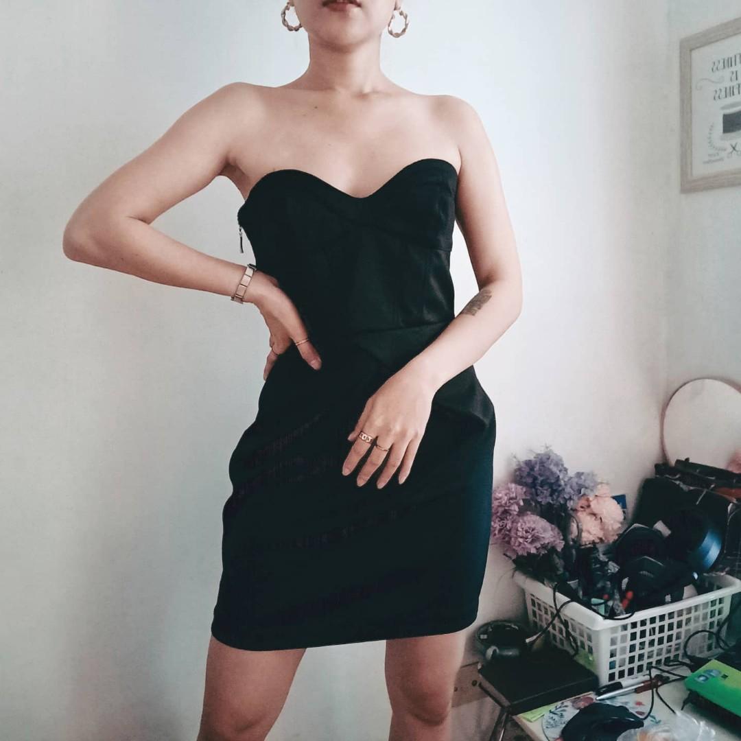 URBAN BEHAVIOR BLACK DRESS SIZE S M Women s Fashion Dresses Sets Dresses on Carousell