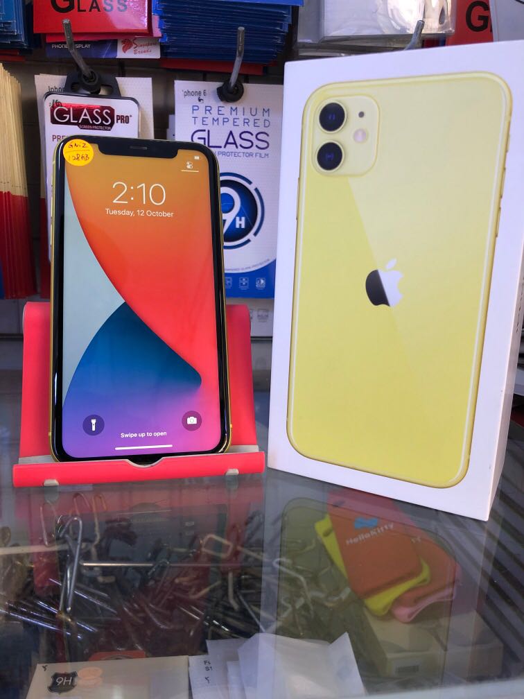 Used iphone 11 Yellow 128GB, Mobile Phones & Gadgets, Mobile Phones