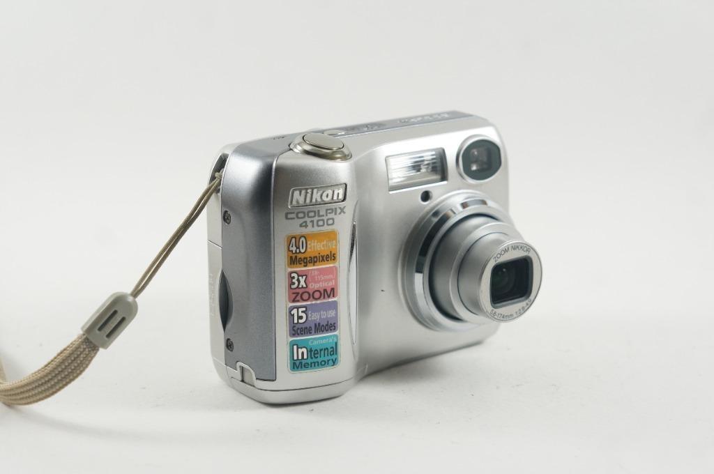 schending tieners Pijler Vintage Nikon Coolpix 4100 Digital Camera (4M) CCD, Photography, Cameras on  Carousell