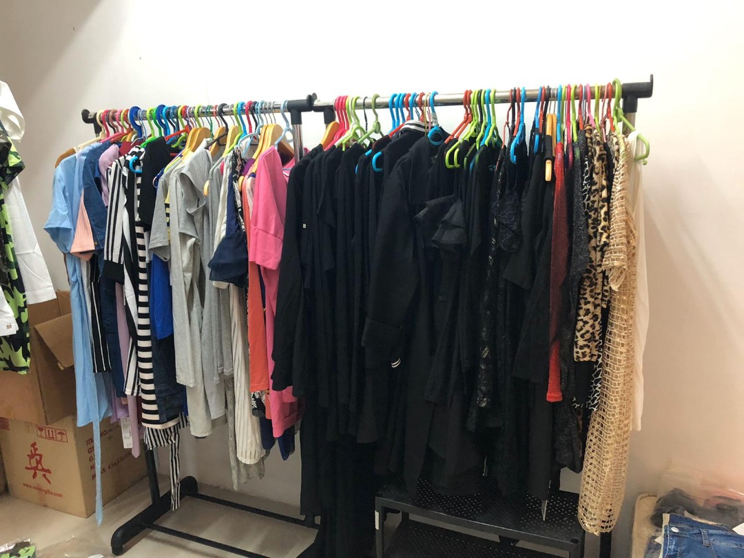 Wholesale mix ladies clothing