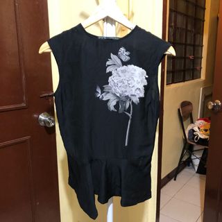 (Category: ) located in . Submitted by madeaspreloved (Listing ID 1119151726, Image 1). Description: .