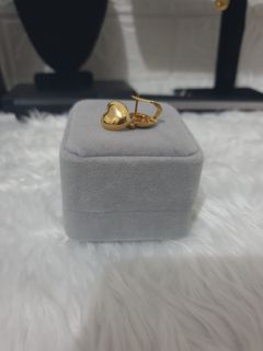 (Category: ) located in . Submitted by ailacollections (Listing ID 1119411462, Image 1). Description: .