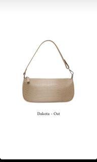 28th vintage Dakota bag (oat)