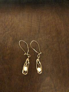 🥀 vintage faux pearl earrings