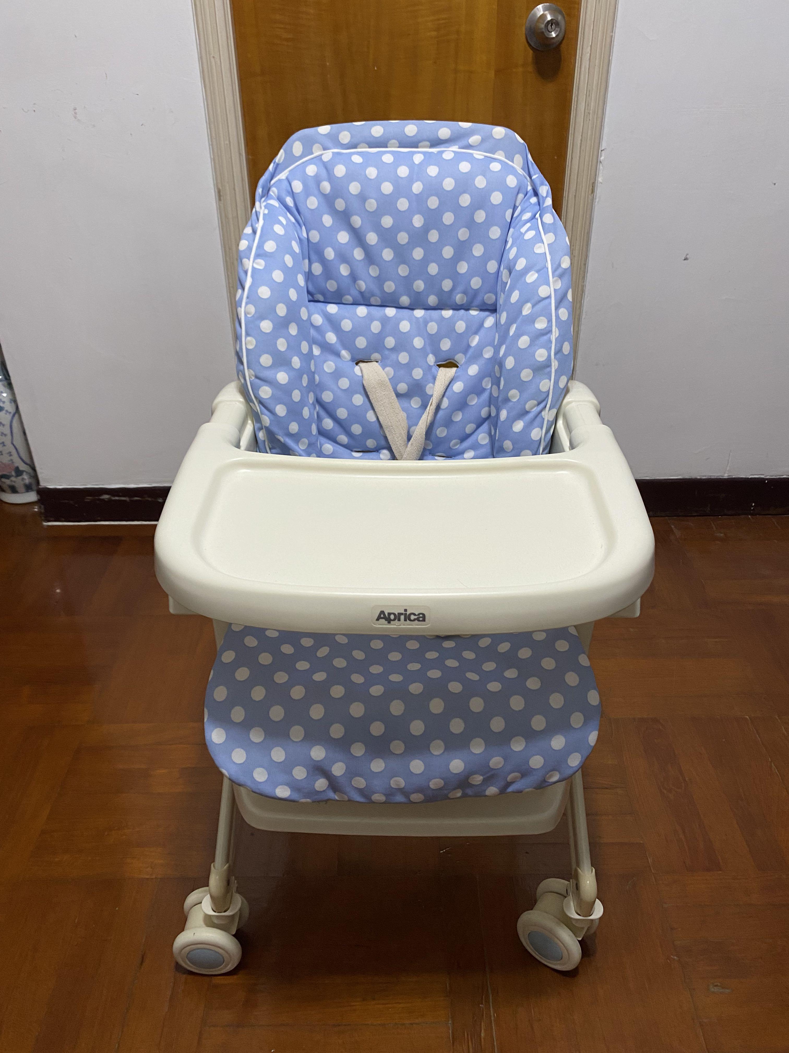 High top chair aprica
