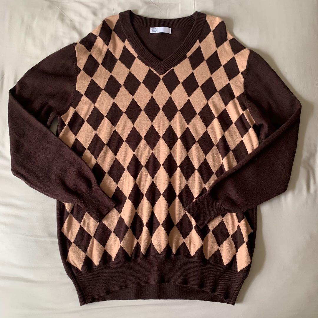 brown diamond sweater
