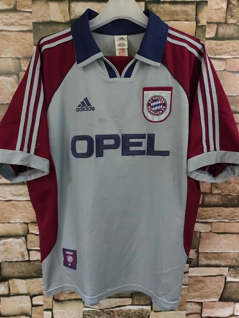Bayern munich 1999 kit hotsell
