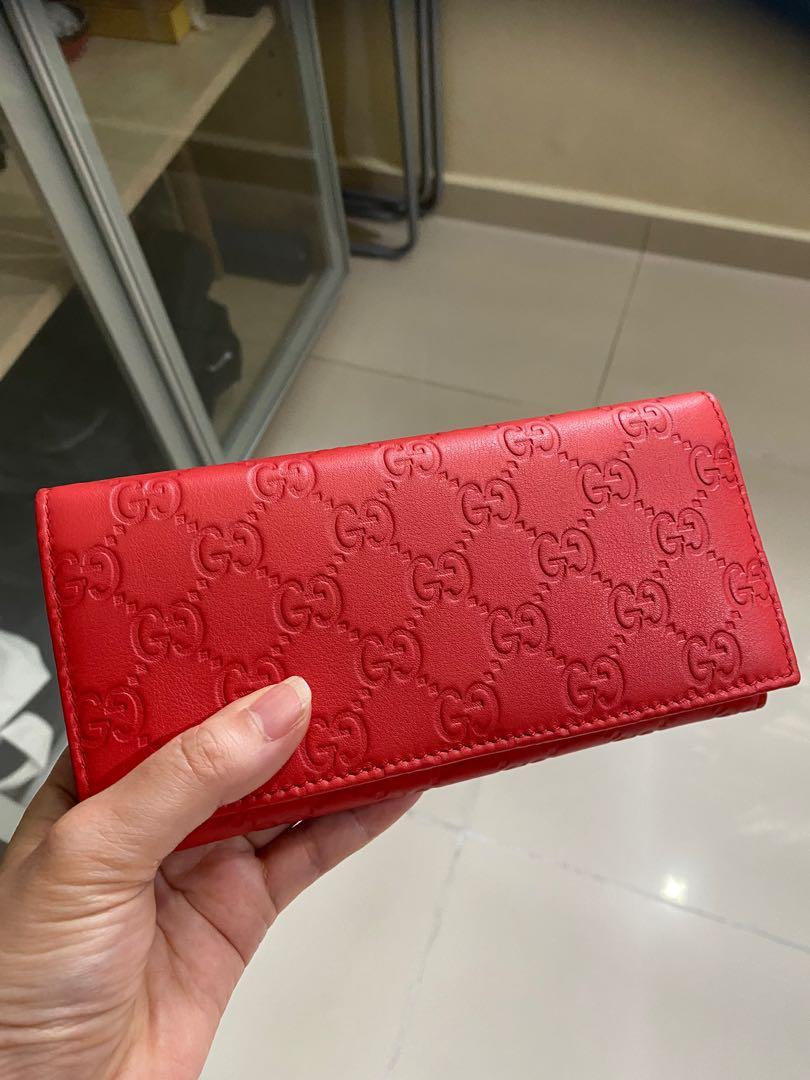 Brand new authentic Gucci Sporting Res Long Wallet