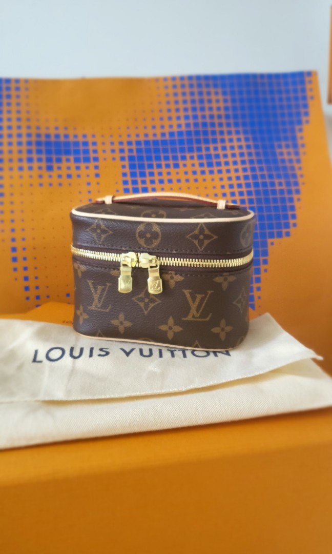 Louis Vuitton MONOGRAM Nice nano toiletry pouch (M44936)