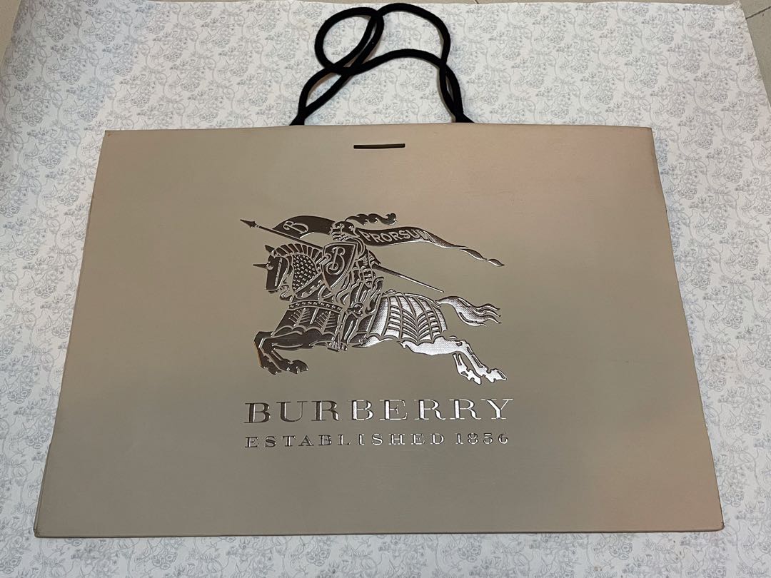 burberry gift bag