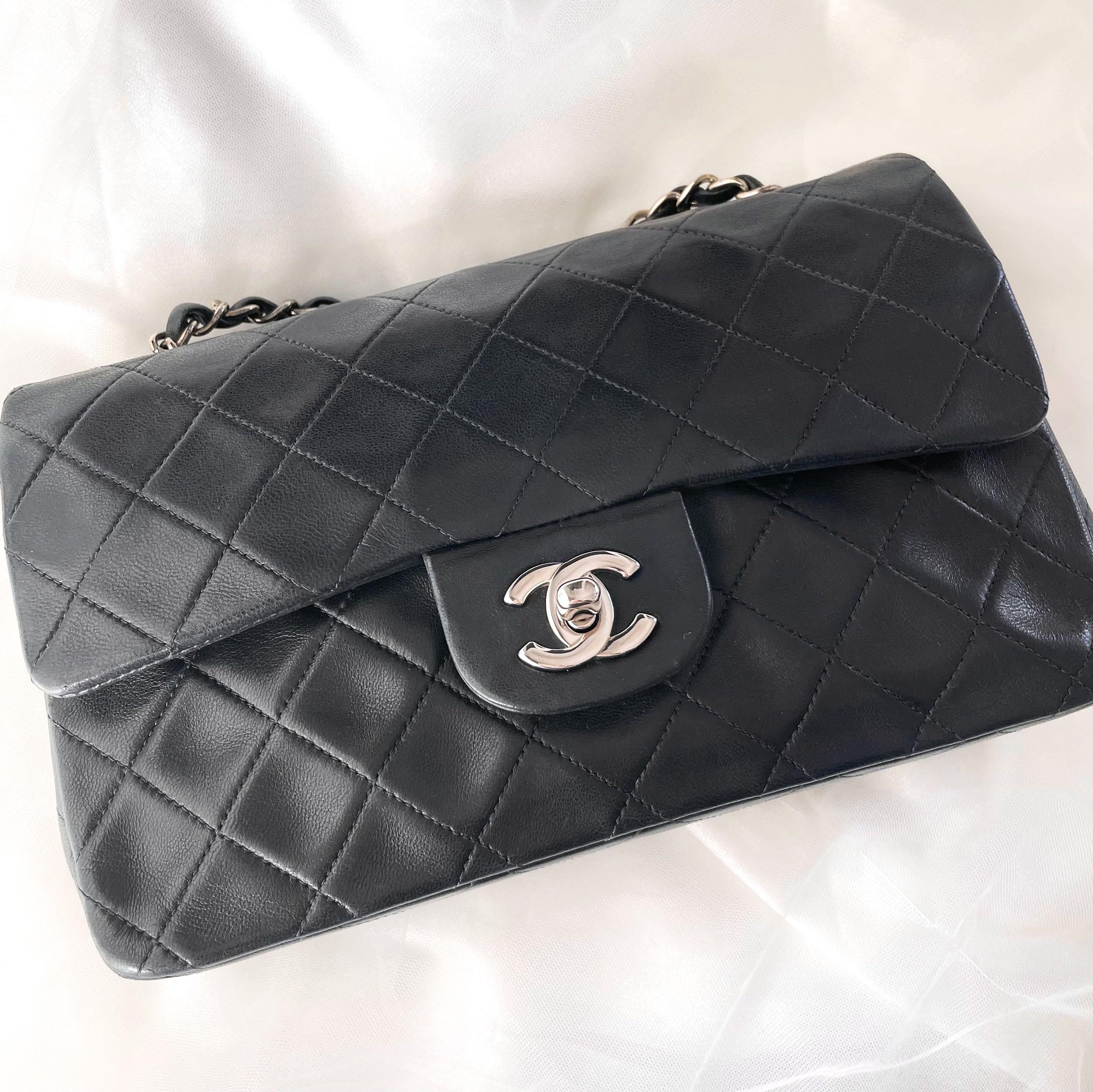 CHANEL Vintage Classic Double Flap Bag in Black Lambskin