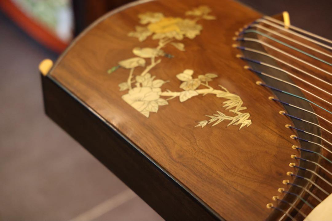 Dunhuang Guzheng 694LCB Entry level guzheng, Hobbies & Toys, Music