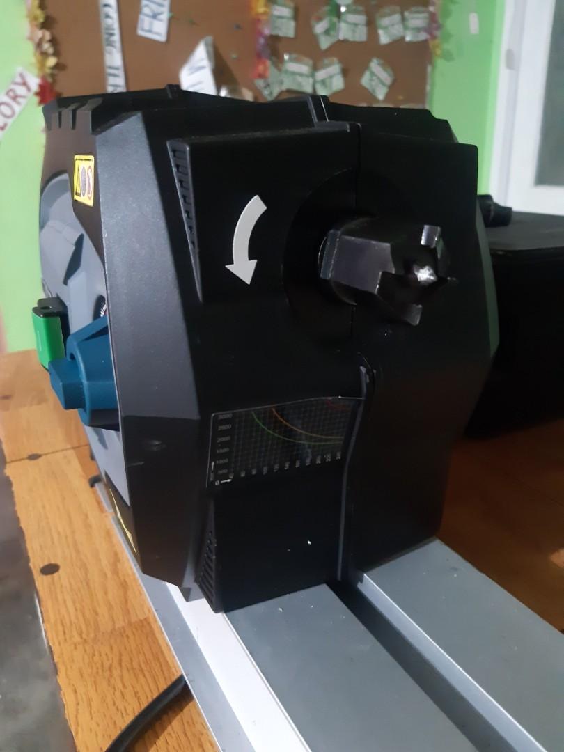 Ferrex Wood Lathe Machine 550W, Commercial & Industrial, Construction