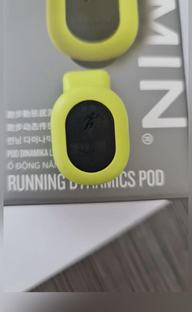 Garmin Running Dynamics Pod Mobile Phones Gadgets Wearables Smart Watches on Carousell