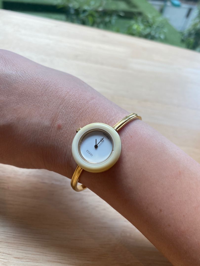 GUCCI Change Bezel Gold Watch Authentic 