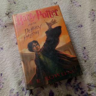 Harry Potter and the Deathly Hallows Hard Cover (1st edition)