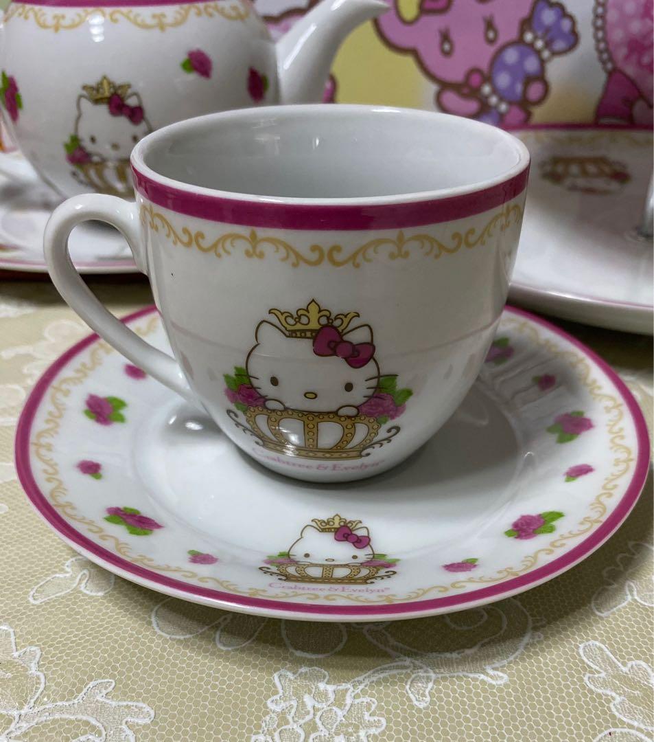 Hello kitty x Crabtree & Evelyn tea set (5pcs) (Category: Coffee & Tea Tableware) located in Manila. Submitted by hellokittyjhoe (Listing ID 1118905854, Image 2). Description: Display only Super cute Authentic Sanrio 5pcs per set: 1 tier 1 cup 1 saucer 1 tea pot 1 plate .