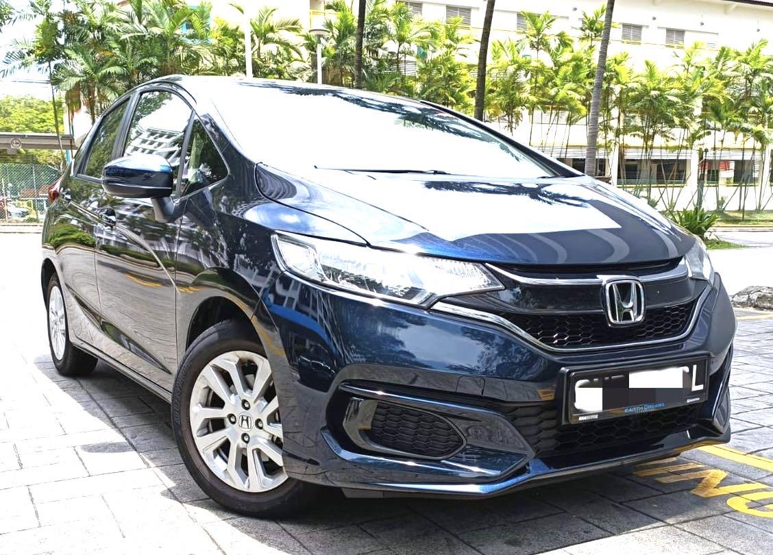 Honda Jazz Fit 1 3 Cvt Auto Cars Used Cars On Carousell