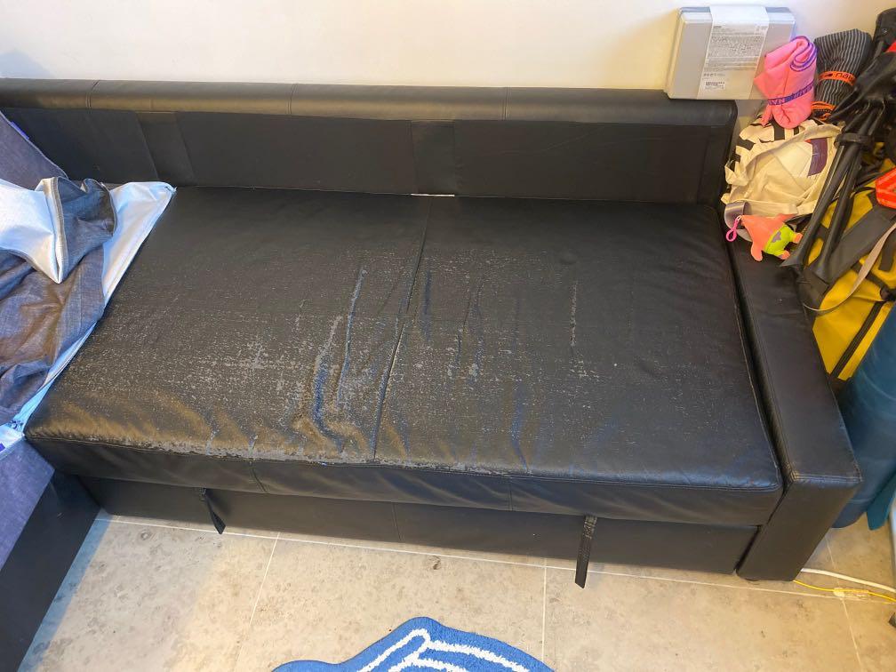 IKEA FRIHETEN Corner sofabed with storage, bomstad black, 傢俬＆家居, 傢俬, 梳
