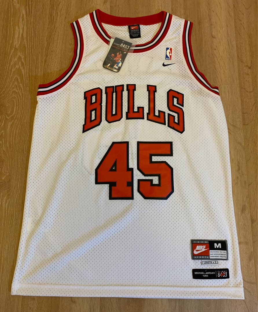 Vintage NIKE 8403 Chicago Bulls #45 MICHAEL JORDAN Red Jersey Small S Last  Dance