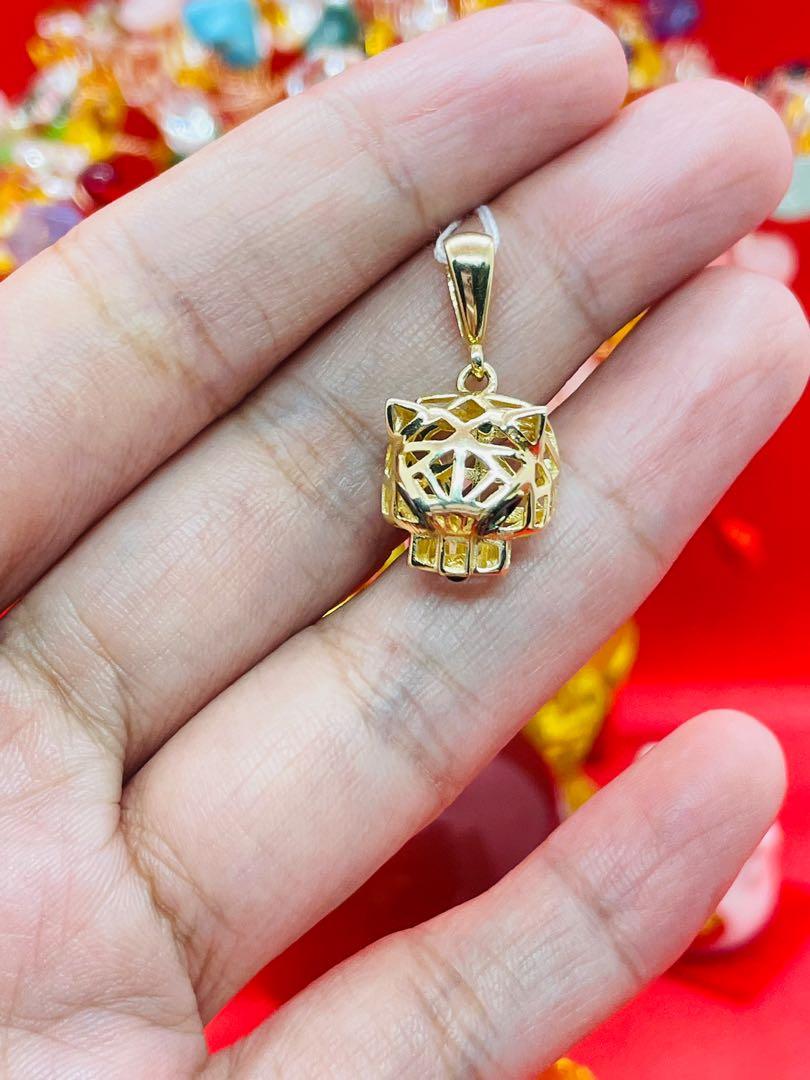 Gold panther pendant 2025